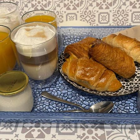 Near Castle Of Versailles Cozy Room With Breakfast And Parking Exterior photo