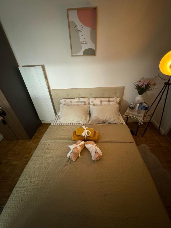 Near Castle Of Versailles Cozy Room With Breakfast And Parking Exterior photo