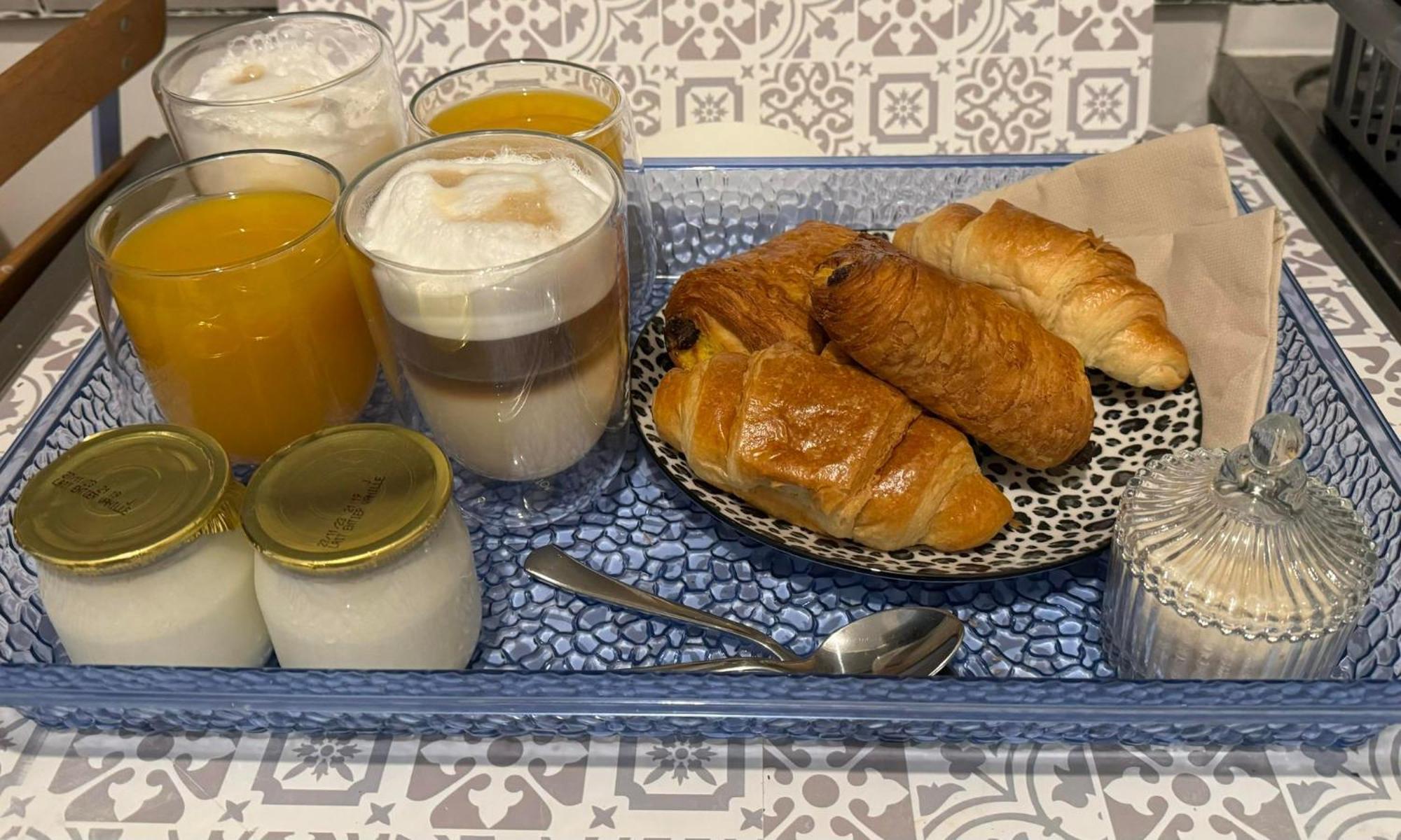 Near Castle Of Versailles Cozy Room With Breakfast And Parking Exterior photo